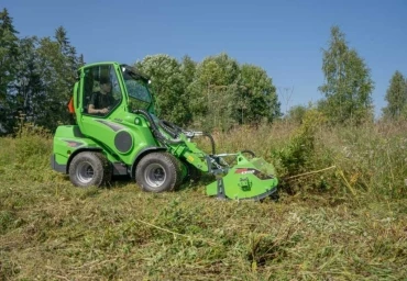 Avant 640i kétsebességes kerékmotorokkal univerzális minirakodó 8