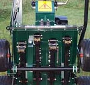 GROUNDSMAN 460 HD erősített kivitelű gyepszellőztető gyepszellőztető 3