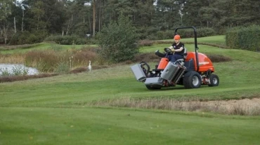 Jacobsen LF570 6
