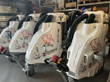 FIL AKKUMULÁTOROS HULLADÉKSZÍVÓ GÉP 1