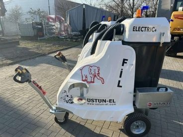 FIL AKKUMULÁTOROS HULLADÉKSZÍVÓ GÉP  2