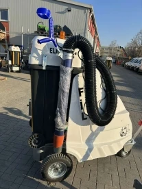 FIL AKKUMULÁTOROS HULLADÉKSZÍVÓ GÉP OLDALRÓL