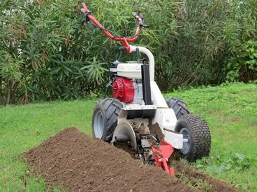 Garbin TZ S Önjáró láncos árokásó