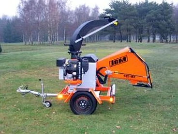 JBM 420 MX professzionális aprítékoló Ágaprító berendezés